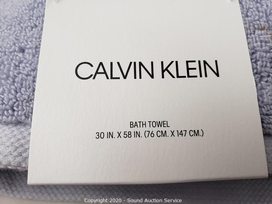 Calvin Klein Bath Towel 30in x 58in 