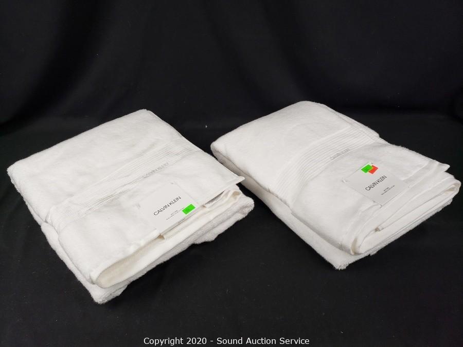 Calvin Klein Towels