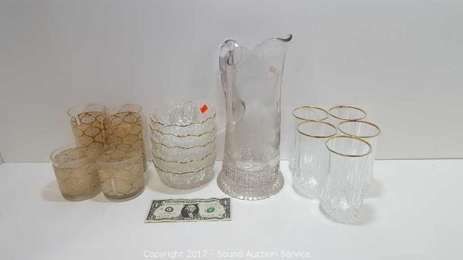 Sold at Auction: Glass Juice Pitcher With 5 Glasses