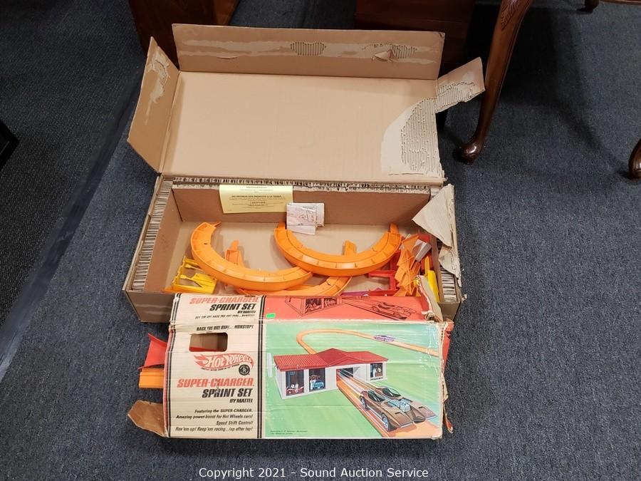 Sound Auction Service - Auction: 03/16/21 Armstrong, Ramey & Others Online  Auction ITEM: Vintage Hot Wheels Super Charger Sprint Set