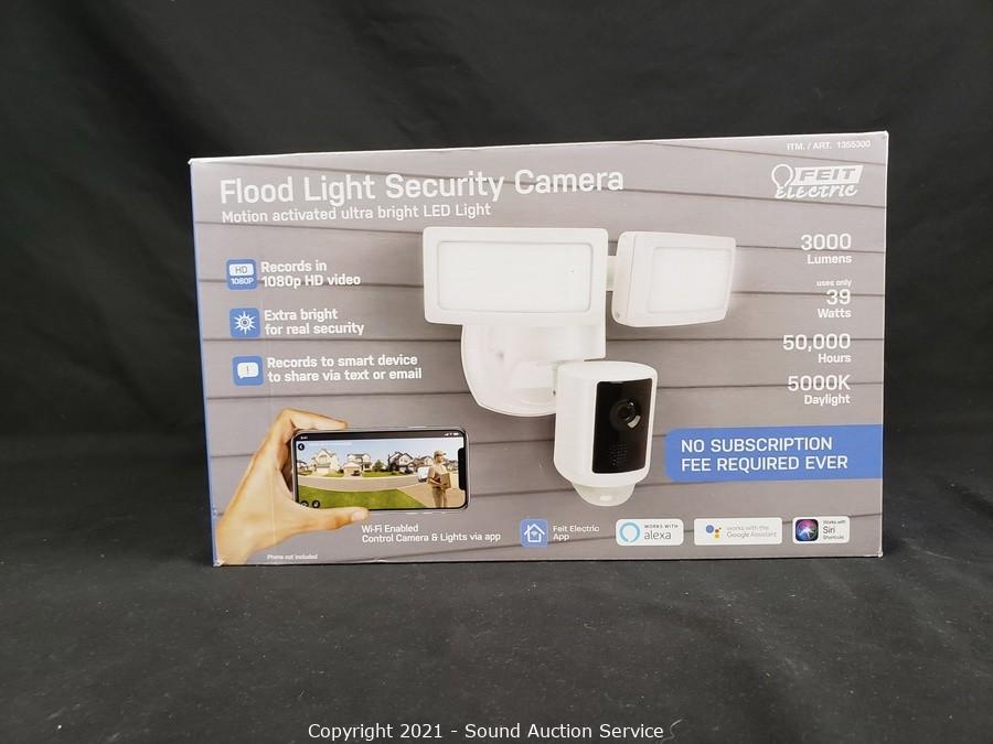 feit flood light with camera