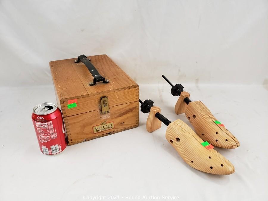 Sound Auction Service - Auction: 04/08/21 Ference, Pattison & Others Online  Auction ITEM: Wood Shoe Shine Box w/Forms