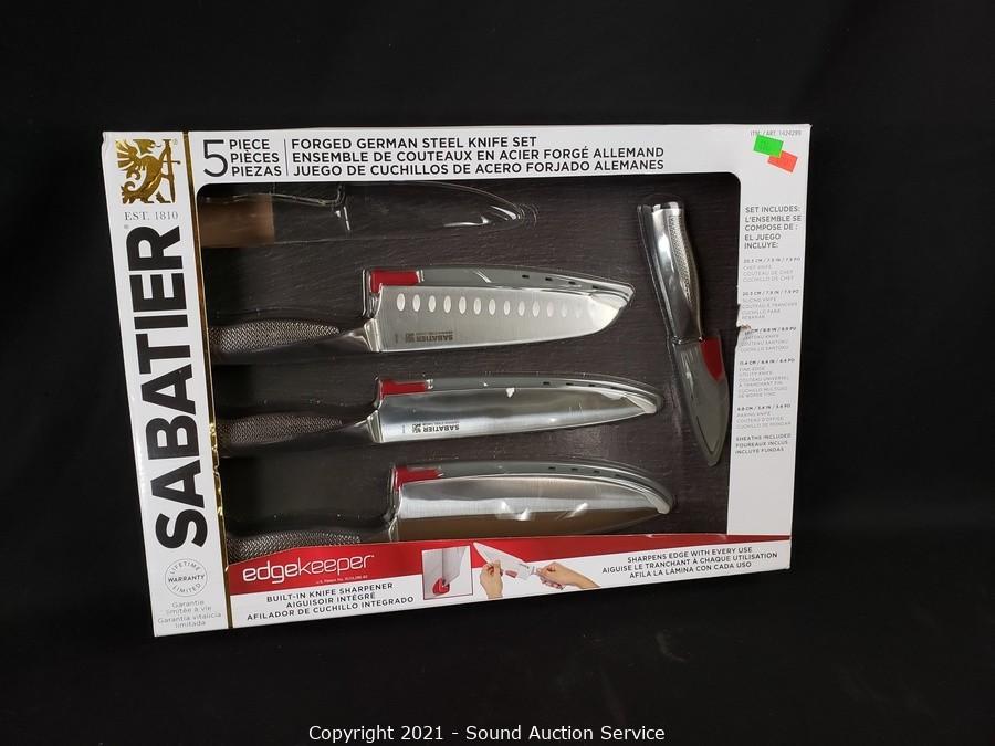 Sold at Auction: Tray lot of knives & knife block includes (5) Cutco steak  knives