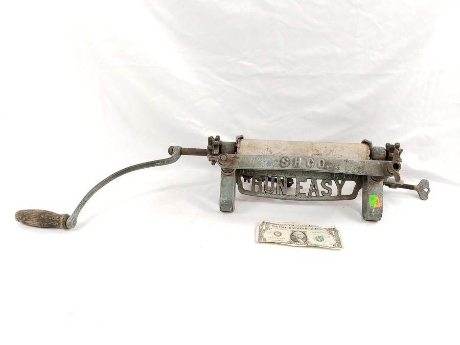 Sound Auction Service - Auction: 05/06/21 Long, Ramey & Others Online  Auction ITEM: Vintage Cheese Wheel Carousel Cutter