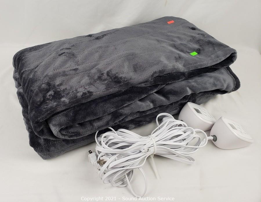 Sound Auction Service - Auction: 05/13/21 Hemen, Evanson & Others Online  Auction ITEM: Brookstone Gray Queen Heated Blanket