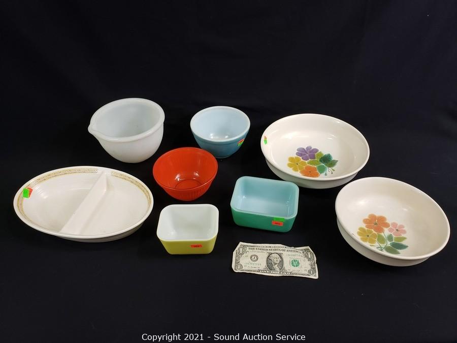 Sound Auction Service - Auction: 02/09/22 Swarovski, Fine Jewelry, Tools &  More Online Auction ITEM: 8pc Pyrex Star Wars Glass Storage Containers