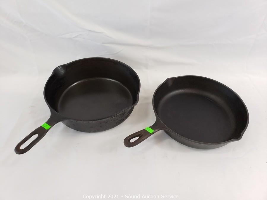 Sound Auction Service - Auction: 06/19/23 SAS Shaw, Ziemba Online Auction  ITEM: 4 Cuisinel Cast Iron Skillets & Burner Stand