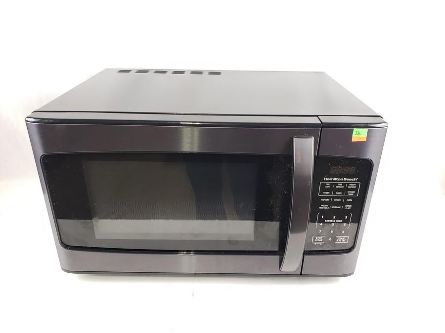 Hamilton Beach 1000 watts microwave oven - appears new in box - Northern  Kentucky Auction, LLC