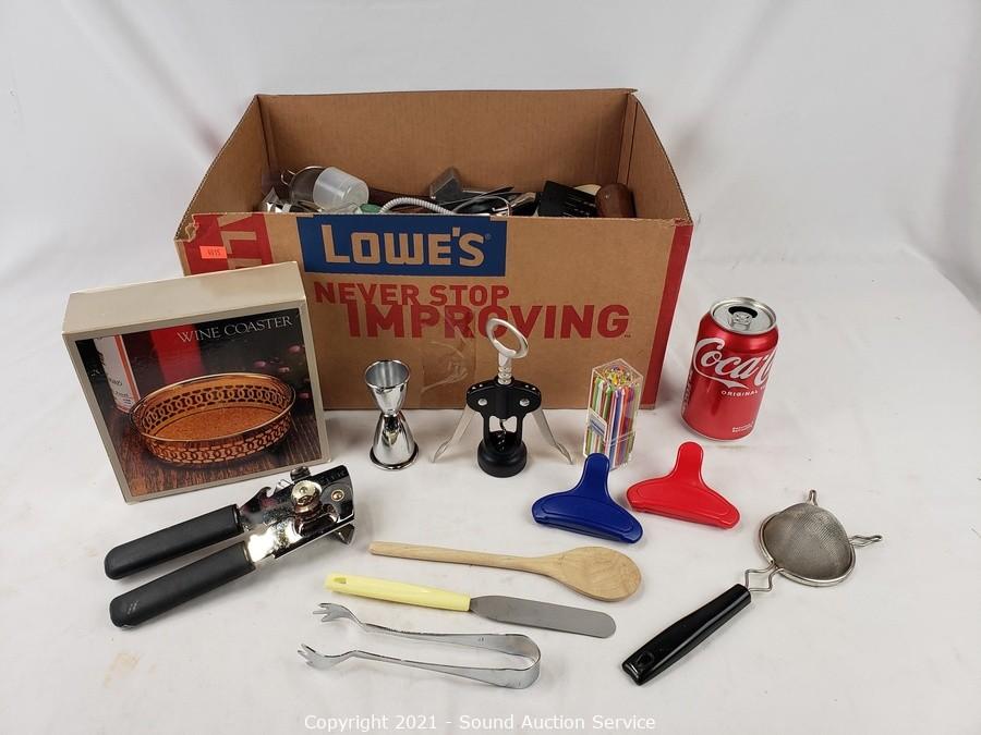 Sound Auction Service - Auction: 01/31/22 Blodget & Others Online Auction  ITEM: Westbend Elec. Can Opener & Cuisinart Elec Skillet