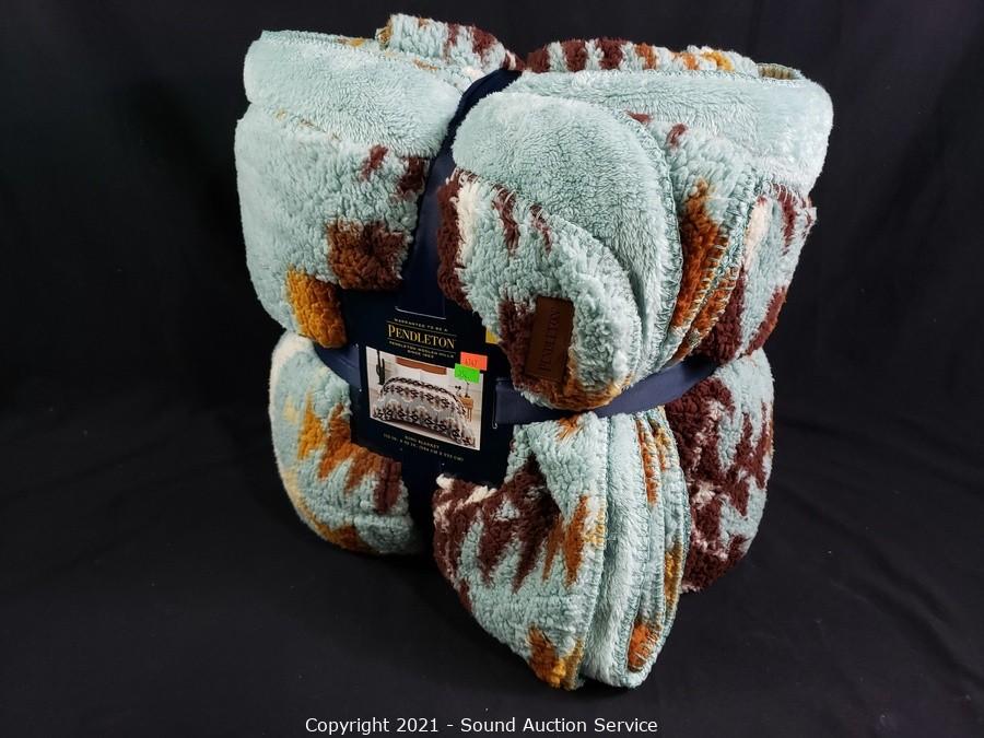 12/11/21 Singer, Bergman & Others Online Auction