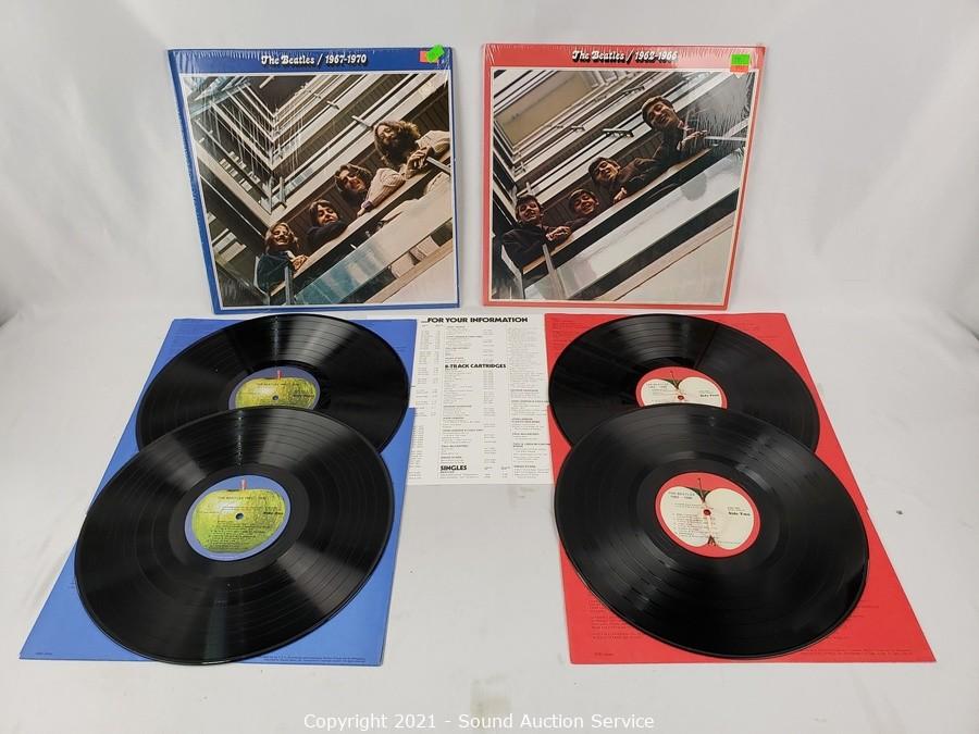 The Beatles- 1962-1966 (Red vinyl)/1967-1970 (Blue vinyl) : r/vinyl