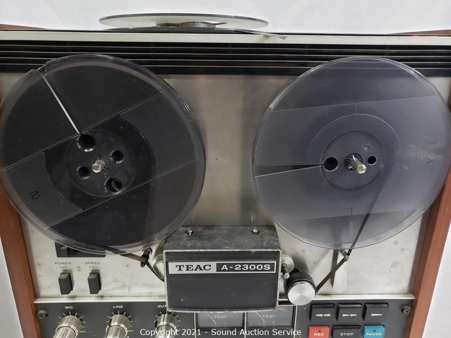 Sound Auction Service - Auction: 01/04/22 Holiday & Collectibles Online  Estate Auction ITEM: Teac A-2300S 8mm Reel to Reel Player