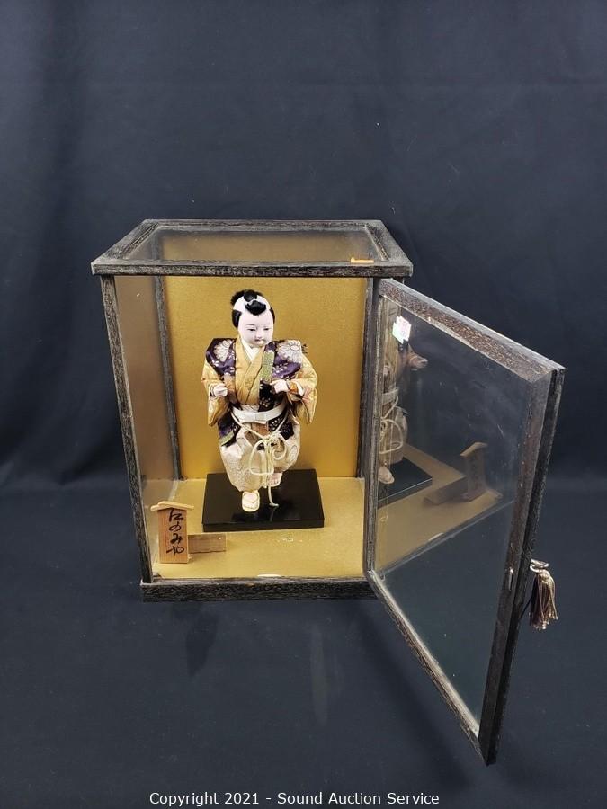 Sound Auction Service - Auction: 01/10/22 Asian Collectibles & Estate Online  Auction ITEM: Vtg Asian Porcelain Bisque Doll w/Glass Display