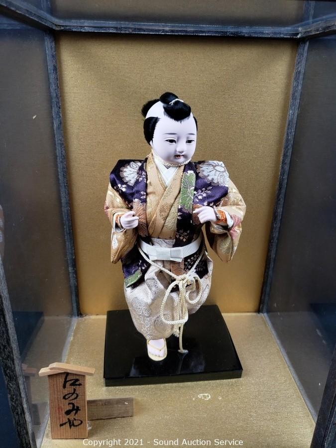 Sound Auction Service - Auction: 01/10/22 Asian Collectibles & Estate Online  Auction ITEM: Japanese Hakata? Porcelain Bisque Doll w/Display