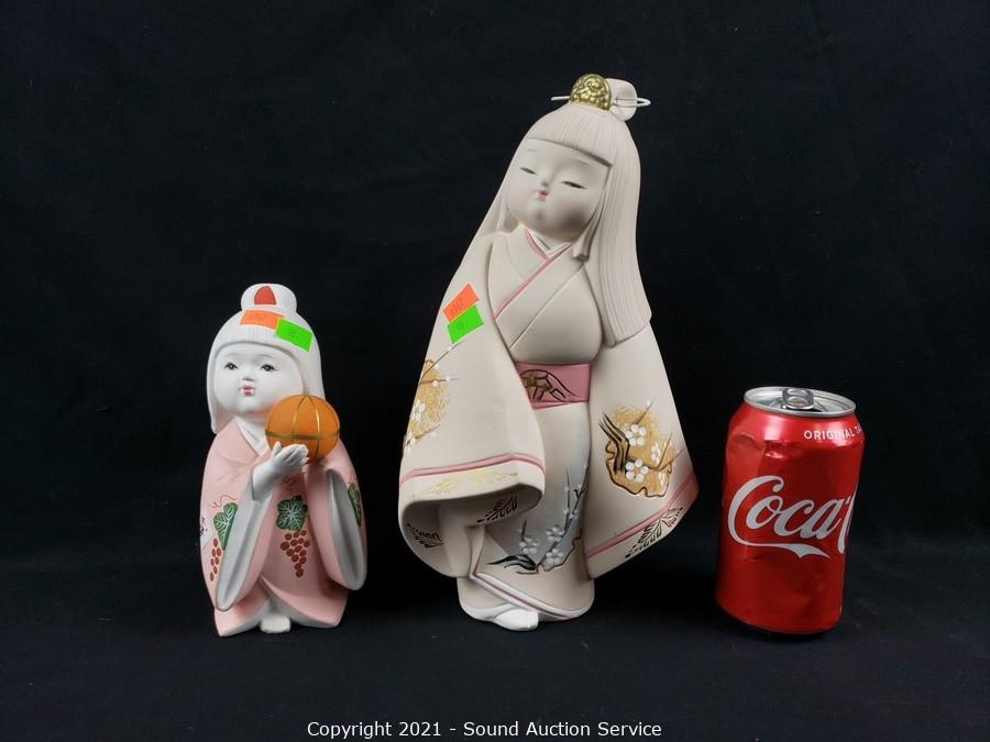 Sound Auction Service - Auction: 01/10/22 Asian Collectibles & Estate Online  Auction ITEM: Japanese Hakata? Porcelain Bisque Doll w/Display