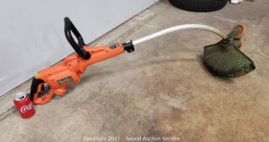 Sold at Auction: BLACK & DECKER ELECTRIC WEED EATER