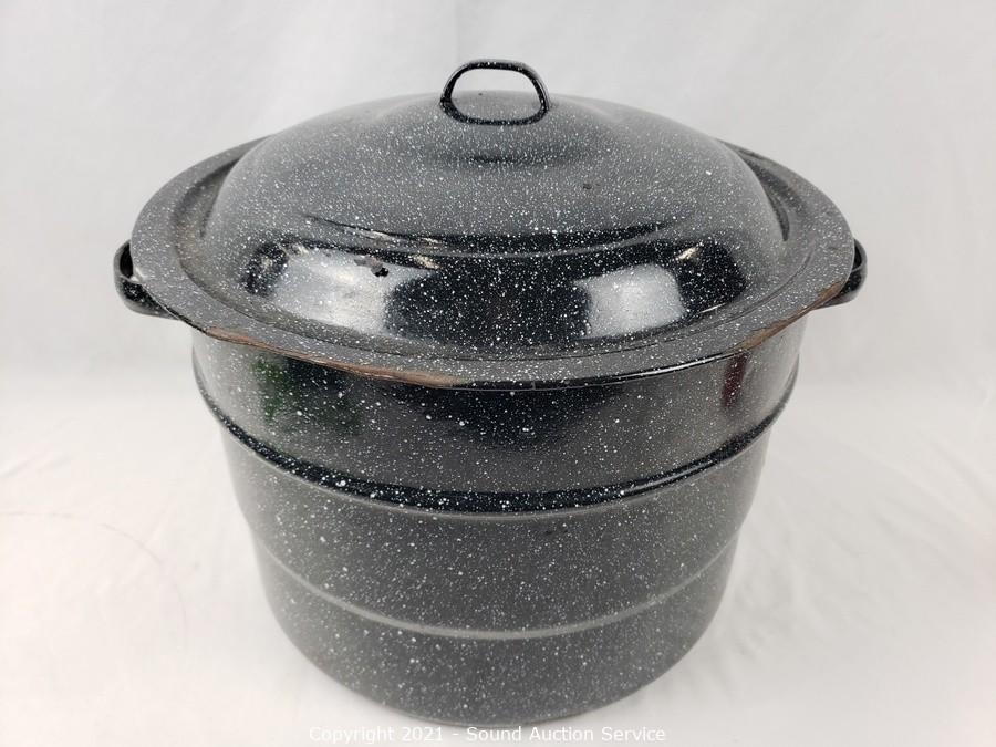 Sound Auction Service - Auction: 01/22/22 Boyer & Others Online Auction  ITEM: Tramontina Cast Iron Enamel 4qt Braiser w/Lid