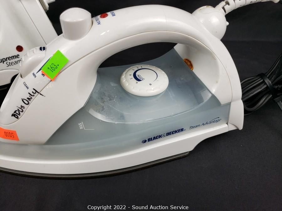 Best Buy: Black & Decker Steam Advantage Iron AS770