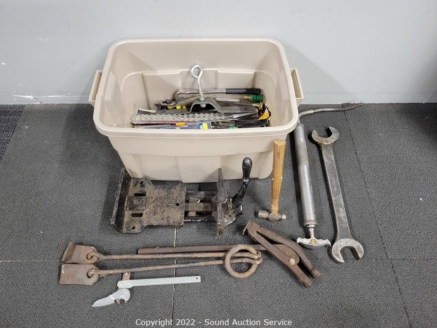 03/31/22 Antique Furniture, Artwork, Tools & More Online Auction