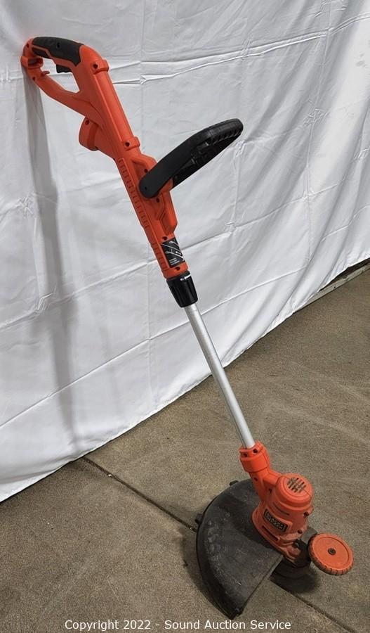 Sold at Auction: BLACK & DECKER ELECTRIC WEED EATER