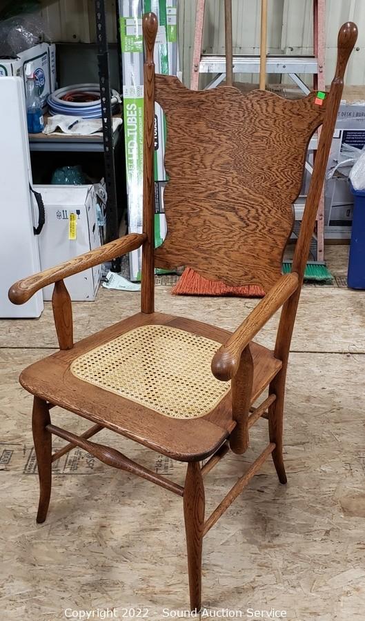 Sound Auction Service Auction 5/04/22 Subaru Legacy, Antiques