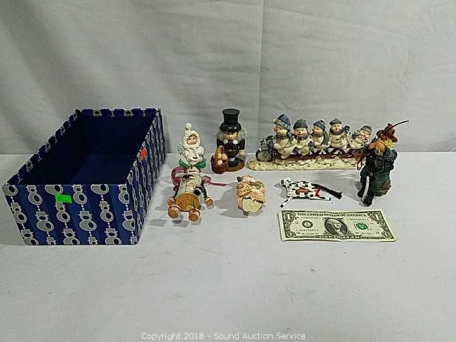 Sound Auction Service - Auction: 1/30/18 Fishing, Hunting & Antique's  Auction ITEM: Various Holiday Figurines
