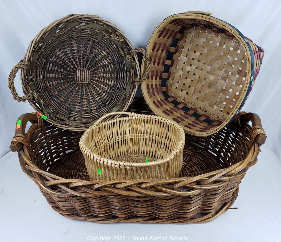 Sound Auction Service - Auction: Hawks Estate Auction Pt. 2 ITEM: Vintage  Wicker Woven & Leather Fishing Creel