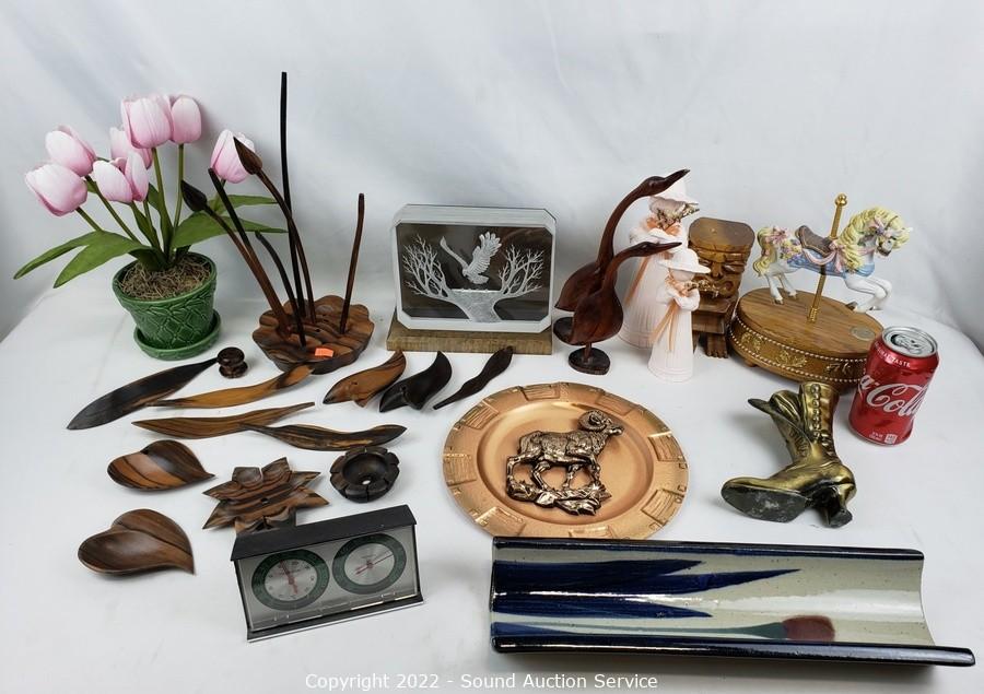 5/04/22 2007 Ford Edge, Kubota Generator, Furniture & More Online Auction