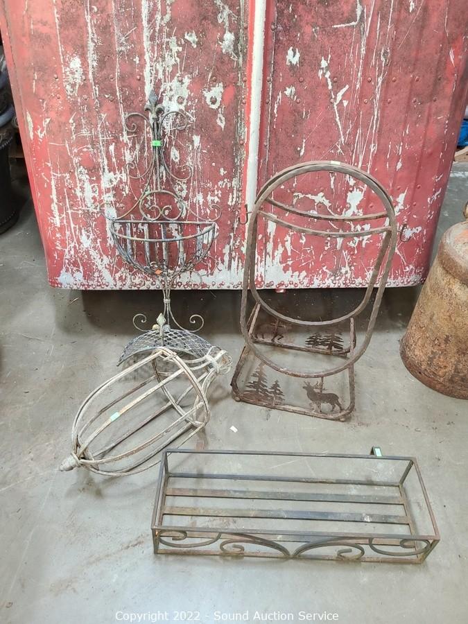 05/26/22 Rustic Yard Art, Furniture, Collectibles Online Auction