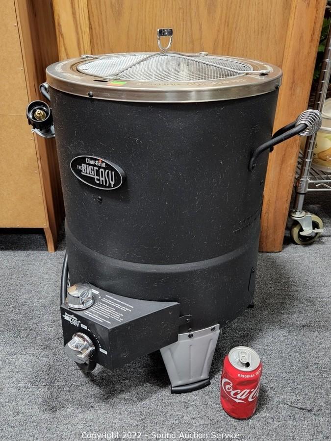 05/26/22 Rustic Yard Art, Furniture, Collectibles Online Auction