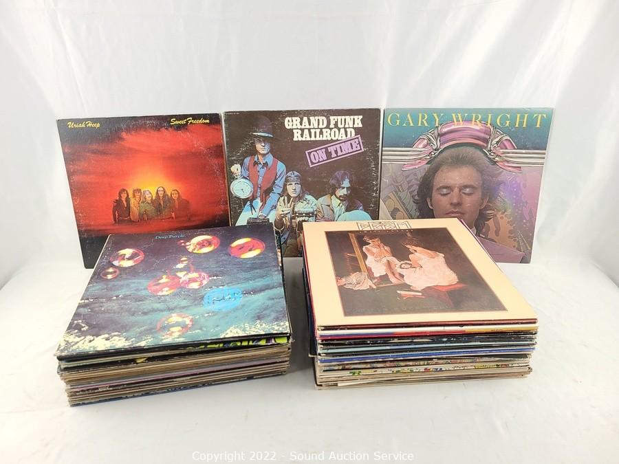 05/26/22 Rustic Yard Art, Furniture, Collectibles Online Auction