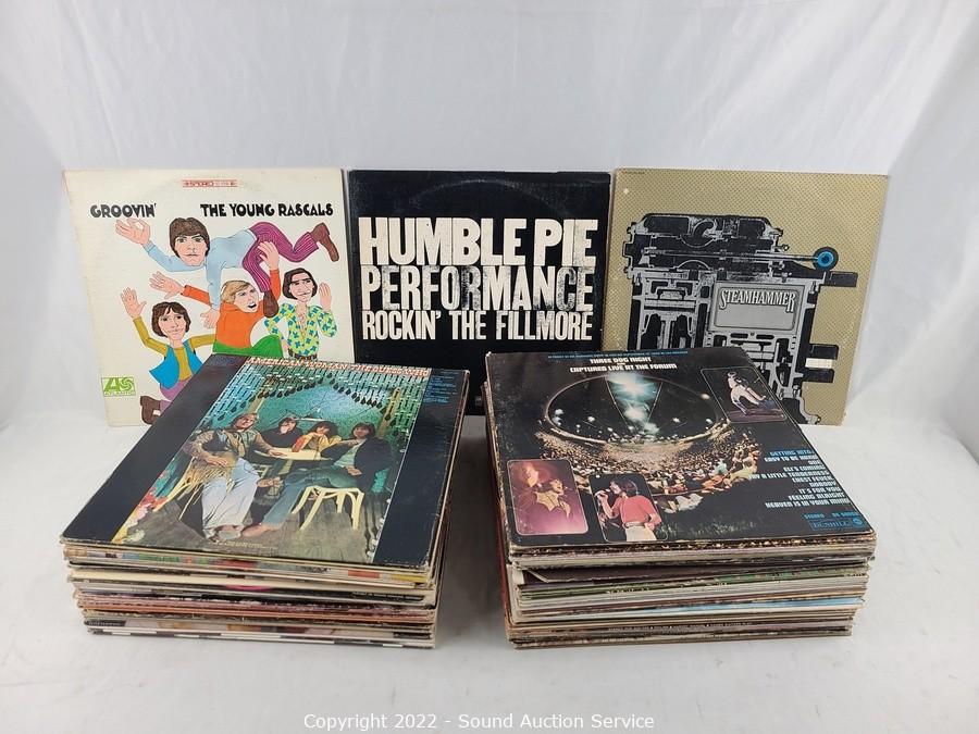 05/26/22 Rustic Yard Art, Furniture, Collectibles Online Auction