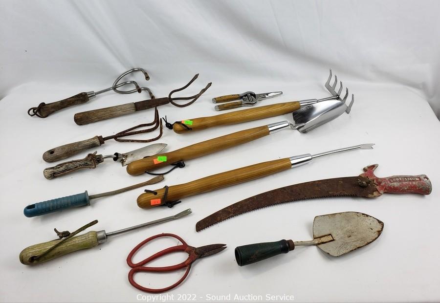 05/26/22 Rustic Yard Art, Furniture, Collectibles Online Auction