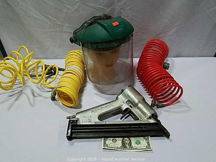2/01/18 Entertainment & Collectibles Auction