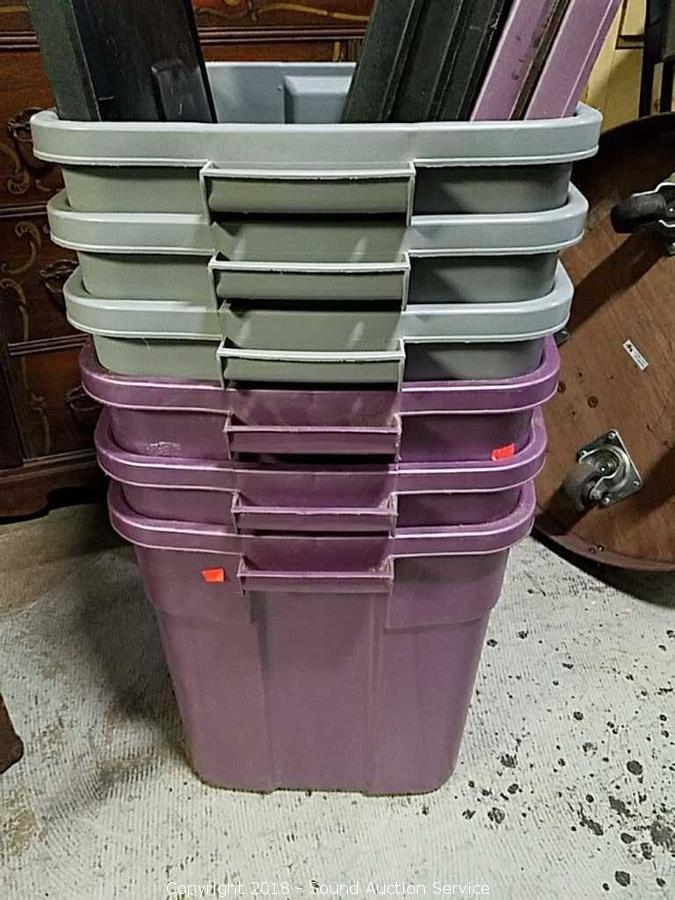 Sound Auction Service - Auction: 08/16/18 Crafts, Collectibles & Furniture  Auction ITEM: (5) 18 Gallon Rubbermaid Storage Totes w/Lids