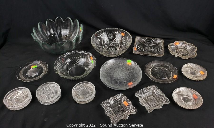 Sound Auction Service - Auction: 07/11/22 MCM, Antiques, Collectibles  Online Auction ITEM: Assorted Fishing Gear