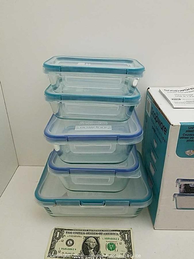 Pure Pyrex Glass Snapware Food Storage Containers - Bunting Online Auctions