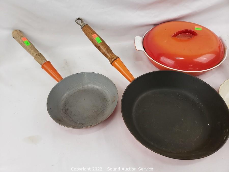 Descoware Divided Pan With Lid 
