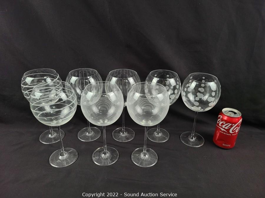 SET OF 8 ETCHED FLARED WINE GLASSES — Lots of Furniture