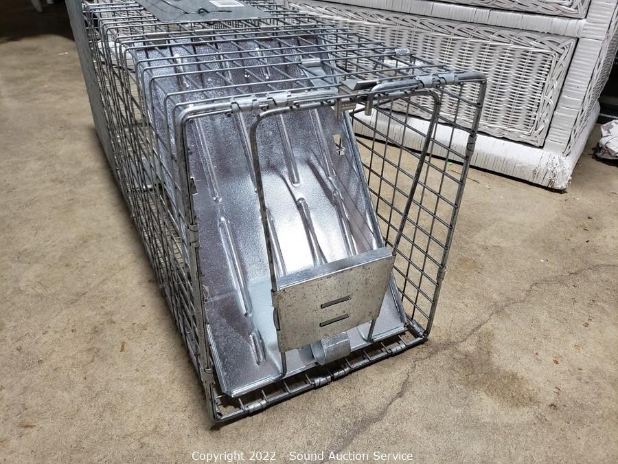 Havahart 1079 Live Animal Cage Trap - Roller Auctions