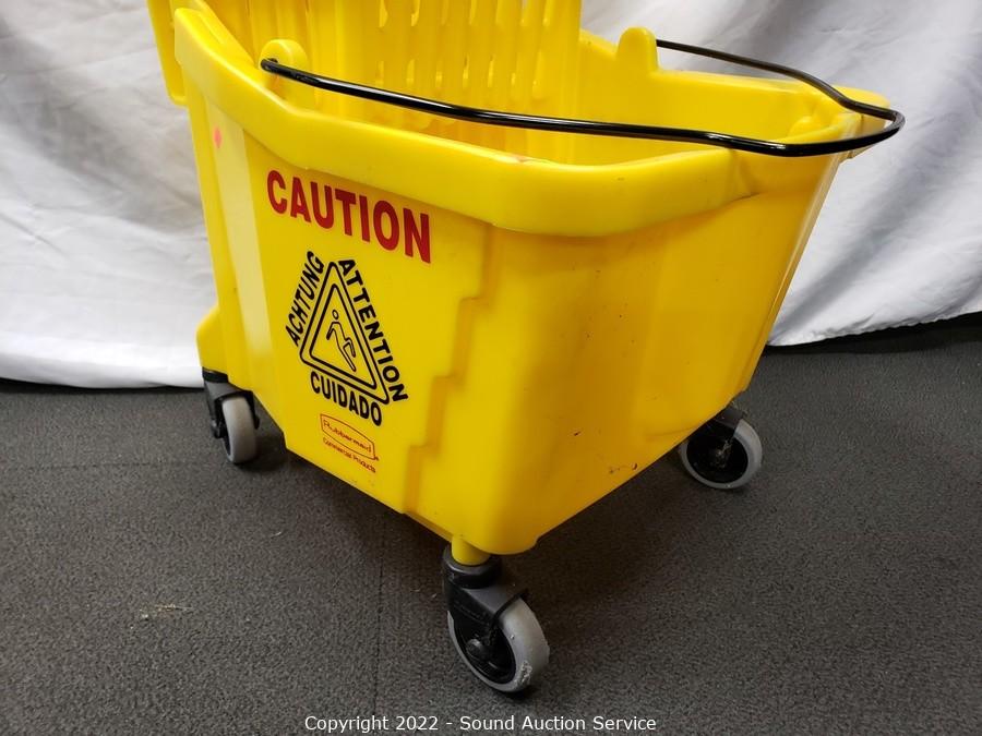 Sold at Auction: Rubbermaid Commercial Mop Bucket