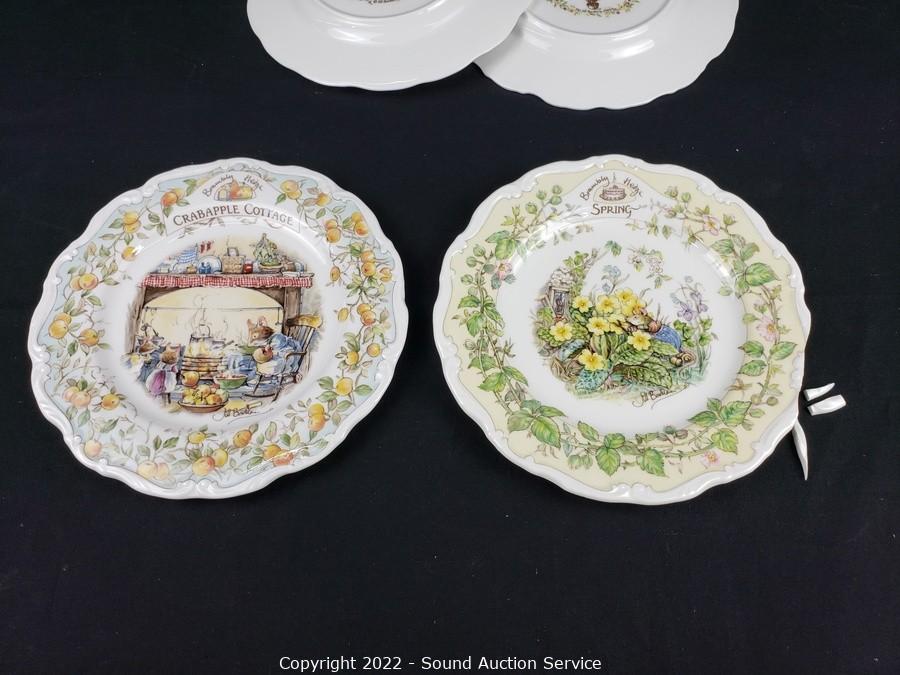 Sound Auction Service - Auction: 8/30/22 Antiques & Vintage Collectibles  Auction ITEM: 6 Royal Doulton Brambly Hedge Collectors Plates