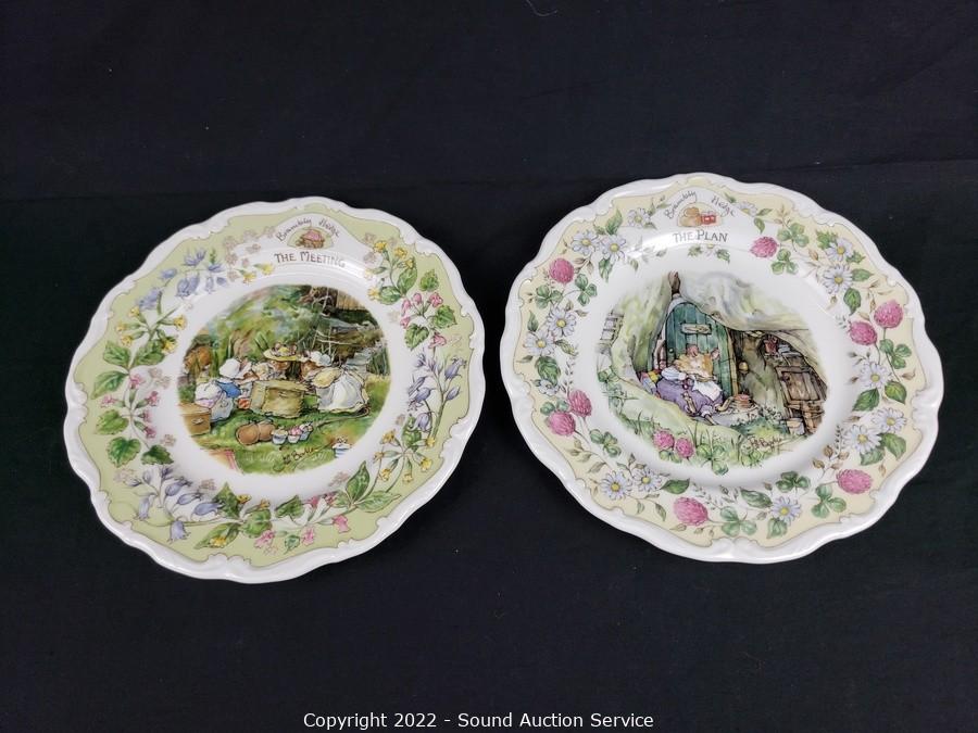 Sound Auction Service - Auction: 8/30/22 Antiques & Vintage Collectibles  Auction ITEM: 6 Royal Doulton Brambly Hedge Collectors Plates