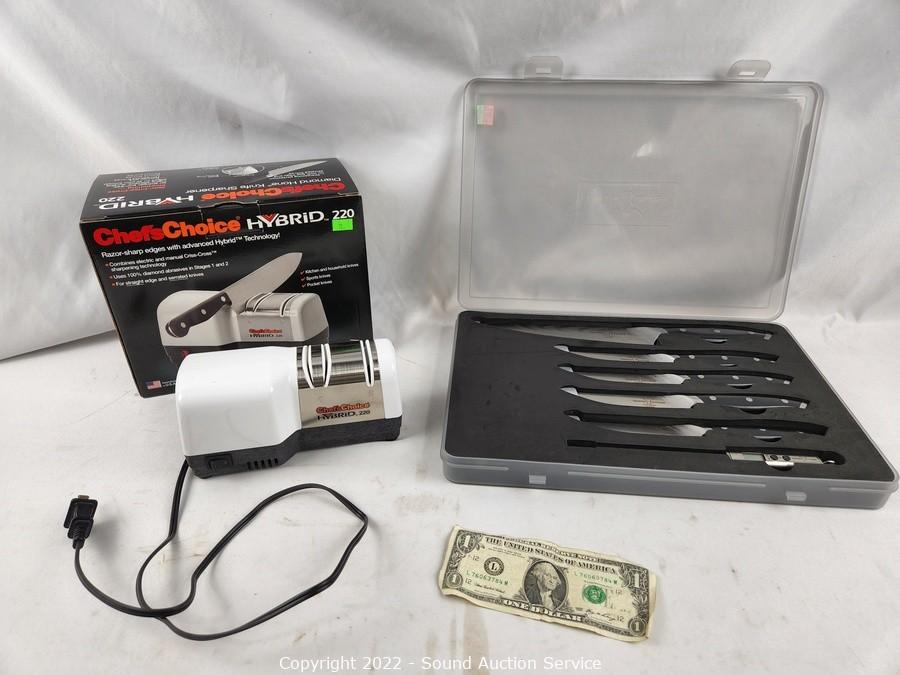 Sound Auction Service - Auction: 11/03/23 SAS Frahm Online Auction ITEM:  Cuisinart Elec. Carver & Chefs Choice Knife Sharpener