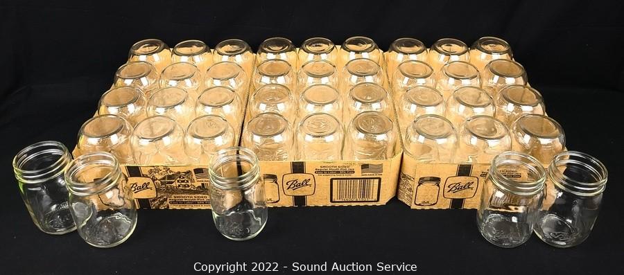 Sound Auction Service - Auction: 06/19/23 SAS Shaw, Ziemba Online Auction  ITEM: 2 High Sierra 24oz Vacuum Insulated SS Food Jars