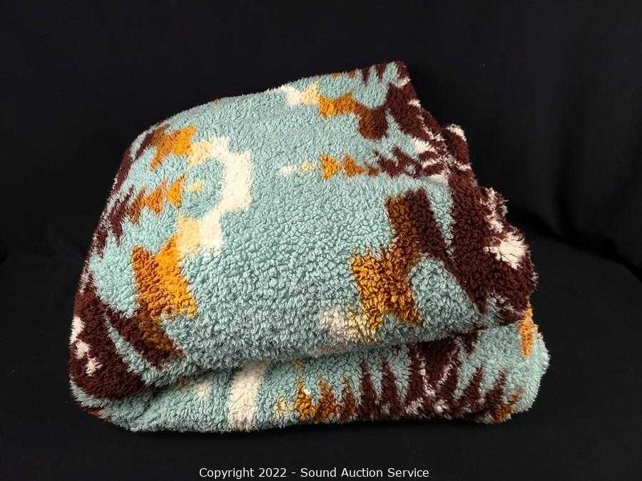 12/29/22 SAS Collectible Hummels & Household Online Auction