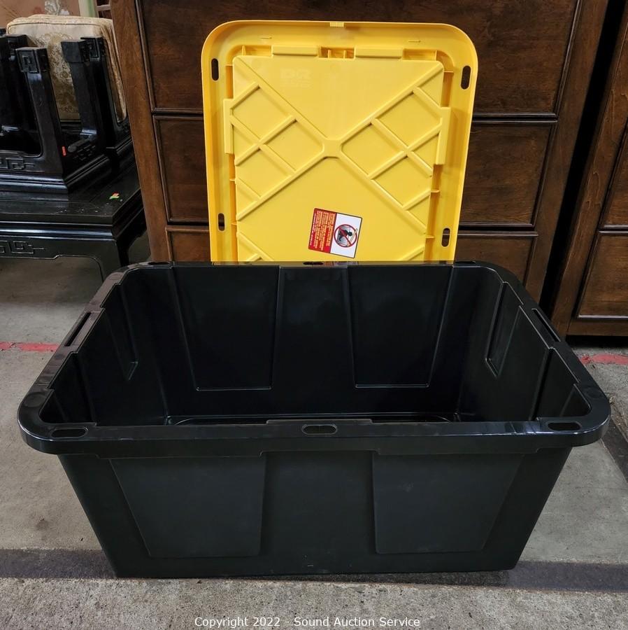 Sold at Auction: Greenmode 12 Gallon & HDX 7 Gallon Tubs