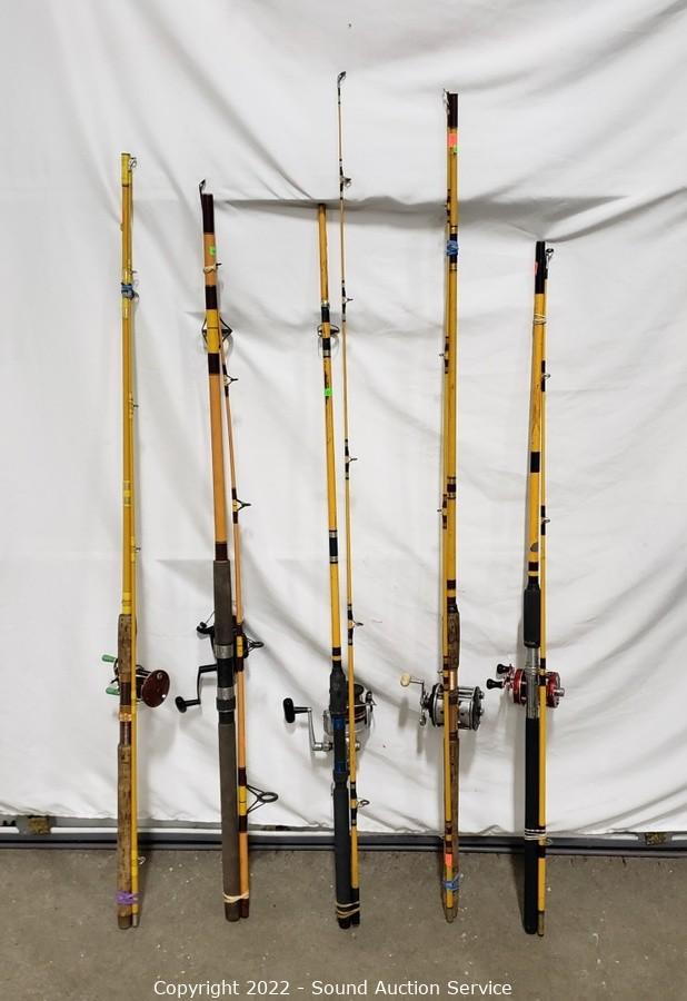 Sound Auction Service - Auction: 01/06/23 SAS Willmott, Vader Online  Auction ITEM: 5 Fishing Rods w/Reels