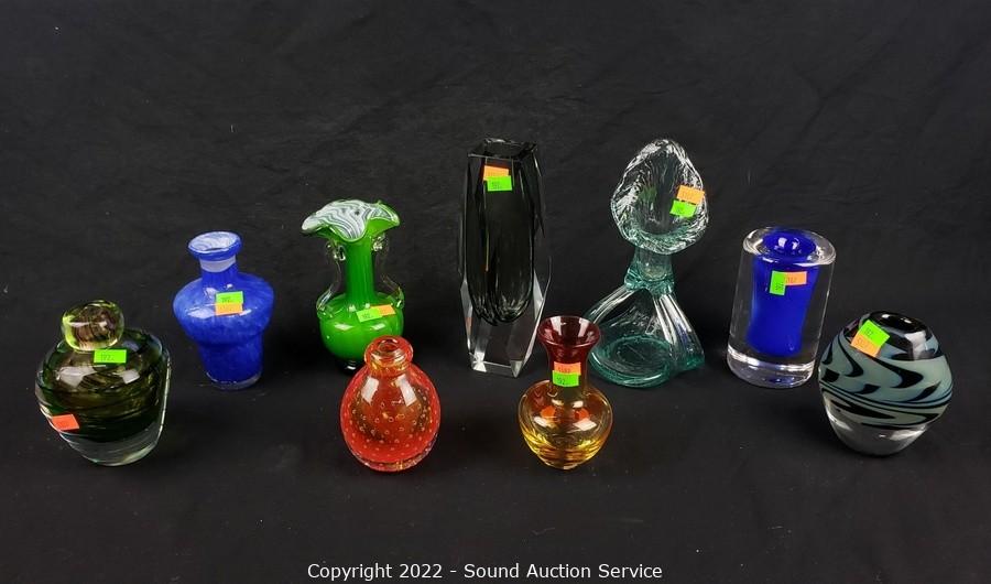 Sound Auction Service - Auction: 08/10/23 SAS Williams, Castro Online  Auction ITEM: Slow Cooker, Glass Roasters, Glasses