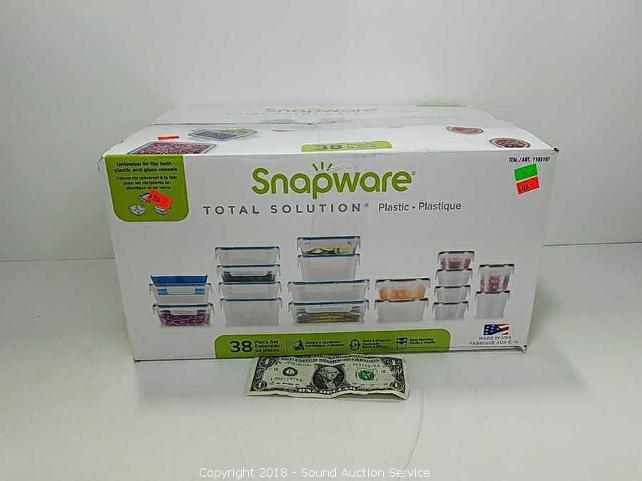 Snapware 38 pc plastic storage set - Matthews Auctioneers